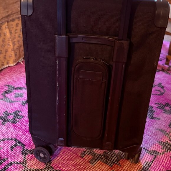Briggs and Riley Carry-on expandable suitcase 22" perfect weekender - Picture 4 of 6